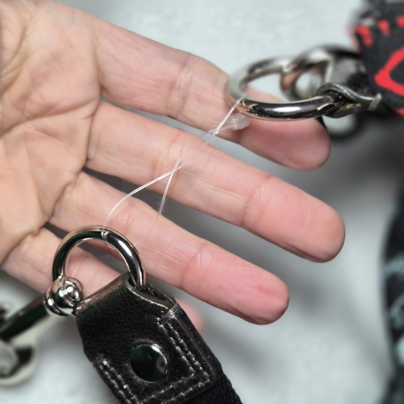 ✨ Rare Collector’s Coach Poppy Graffiti Hobo ✨ - Picture 12 of 17